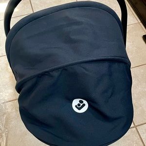 Maxi-Cosi Infant Coral XP Car Seat, Base & Strap